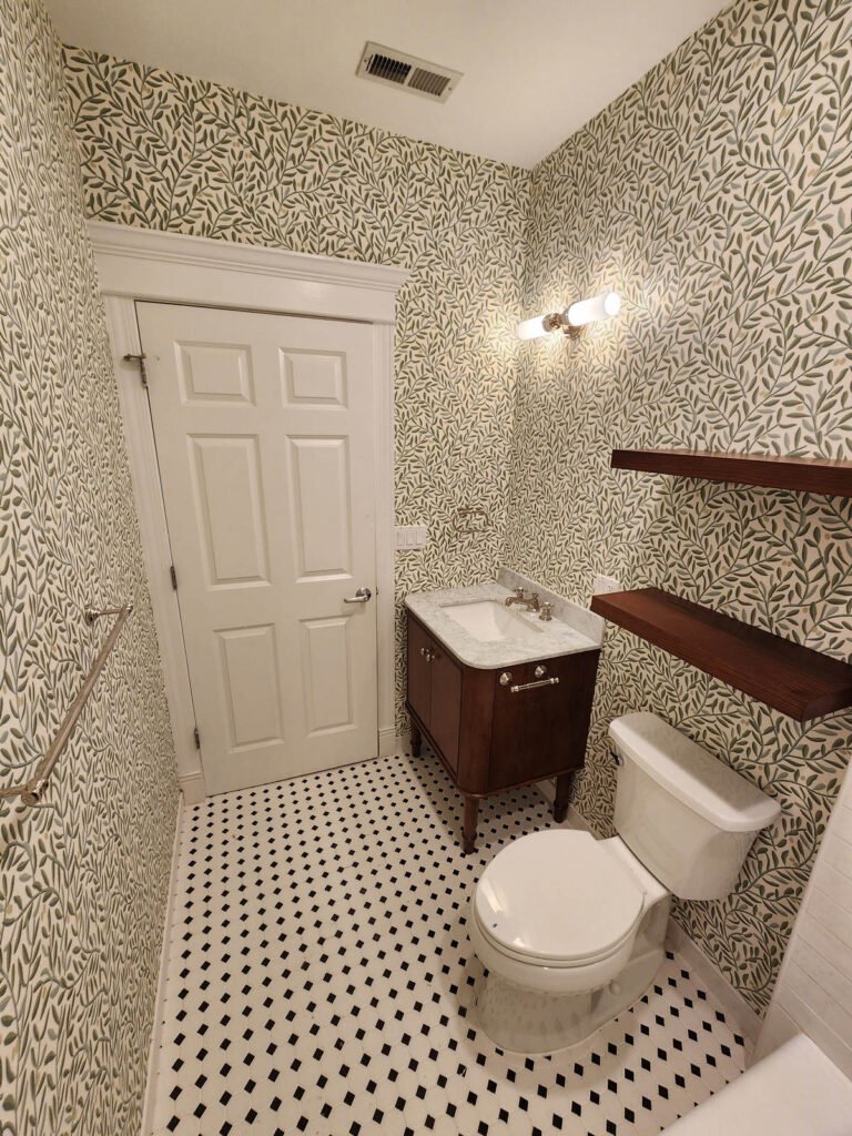 bathroom remodeling construction near me